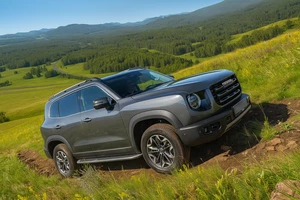 Хавал Дарго едет по бездорожью