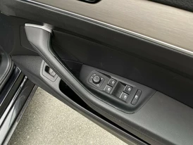 Volkswagen Passat B8 дверь стеклоподъемник