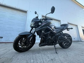 Suzuki GSX-S750