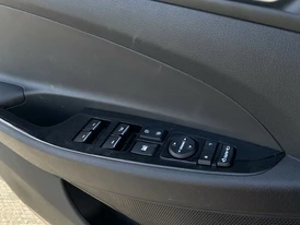 Hyundai Tucson NX4 кпопки