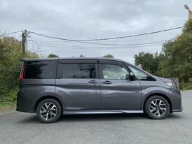 Обзор Honda Stepwgn 5 кузов двери