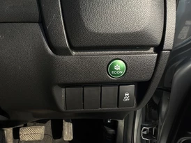 Honda Fit 2017 GK3 кузов руль функция удержания полосы