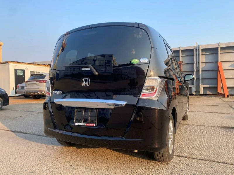 Honda Freed 2016 первое поколение кузов бампер фары