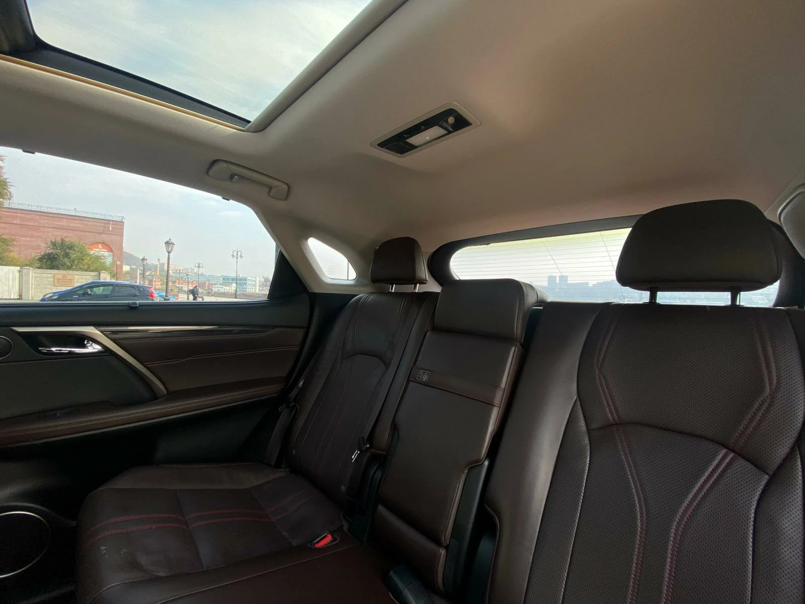 Lexus RX450h салон кожа