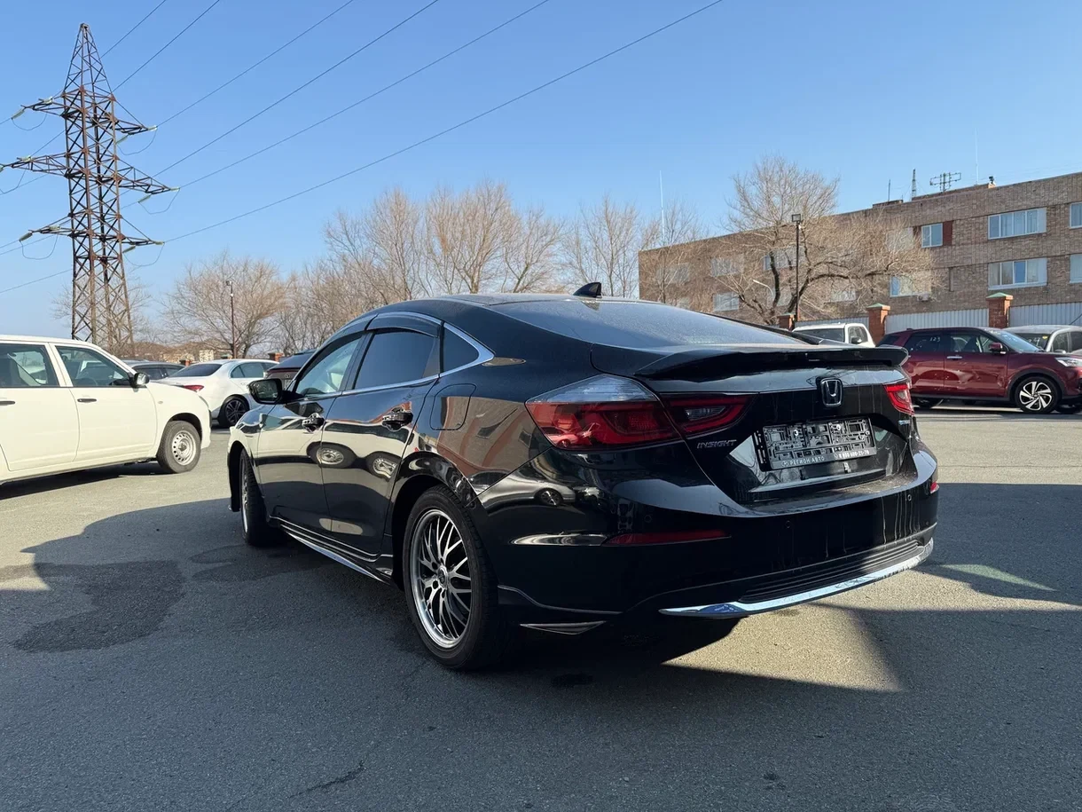 Honda Insight ZE4 2019
