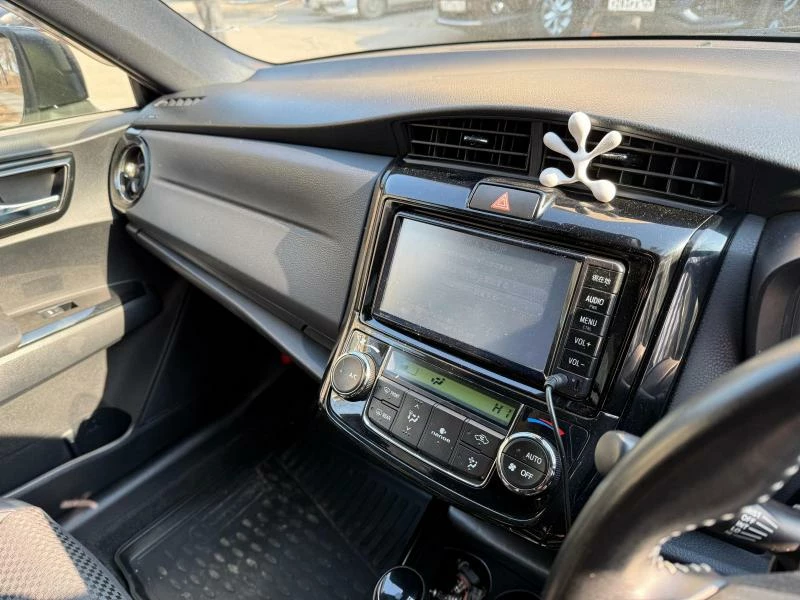 Toyota Corolla Fielder E160 мультимедиа