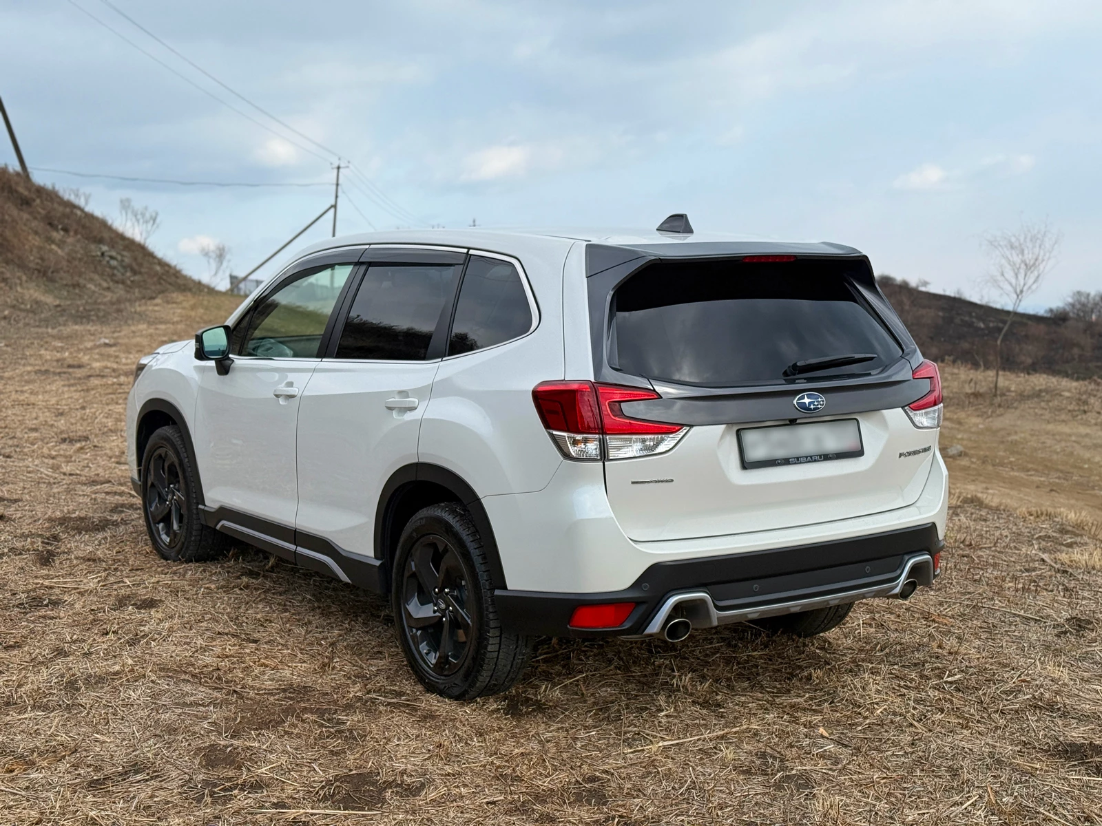 Subaru Forester 2021 SK5 багажник стопарь