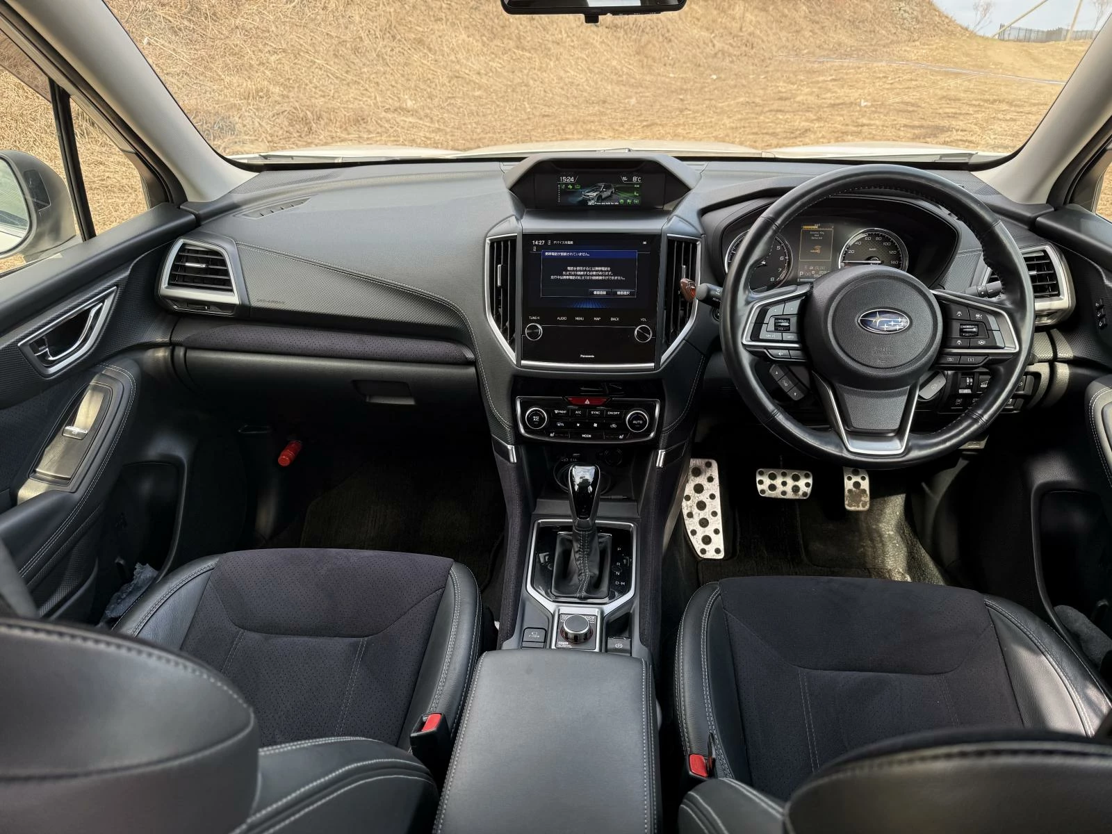 Subaru Forester 2021 SK5 салон обшивка мультимедиа руль