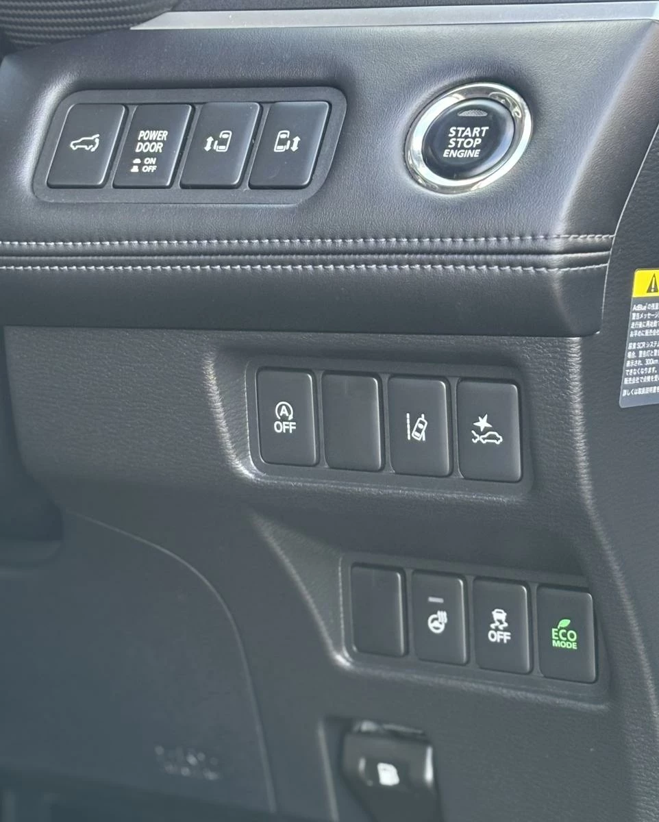 Mitsubishi Delica D5 навигация круиз контроль удержание полосы