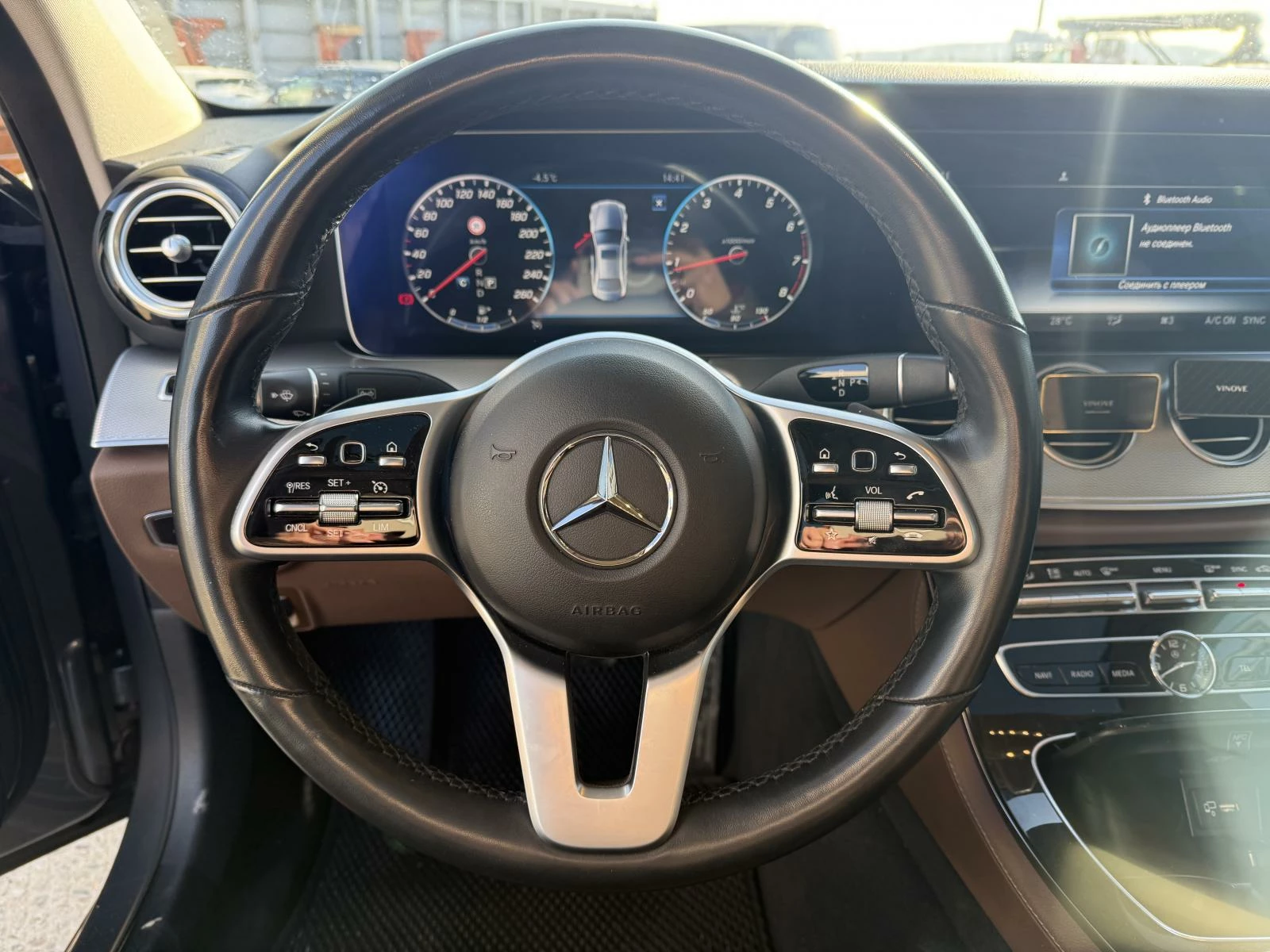 Mercedes-Benz E-Class 2019 г, 2.0 л, 245 л.с. руль