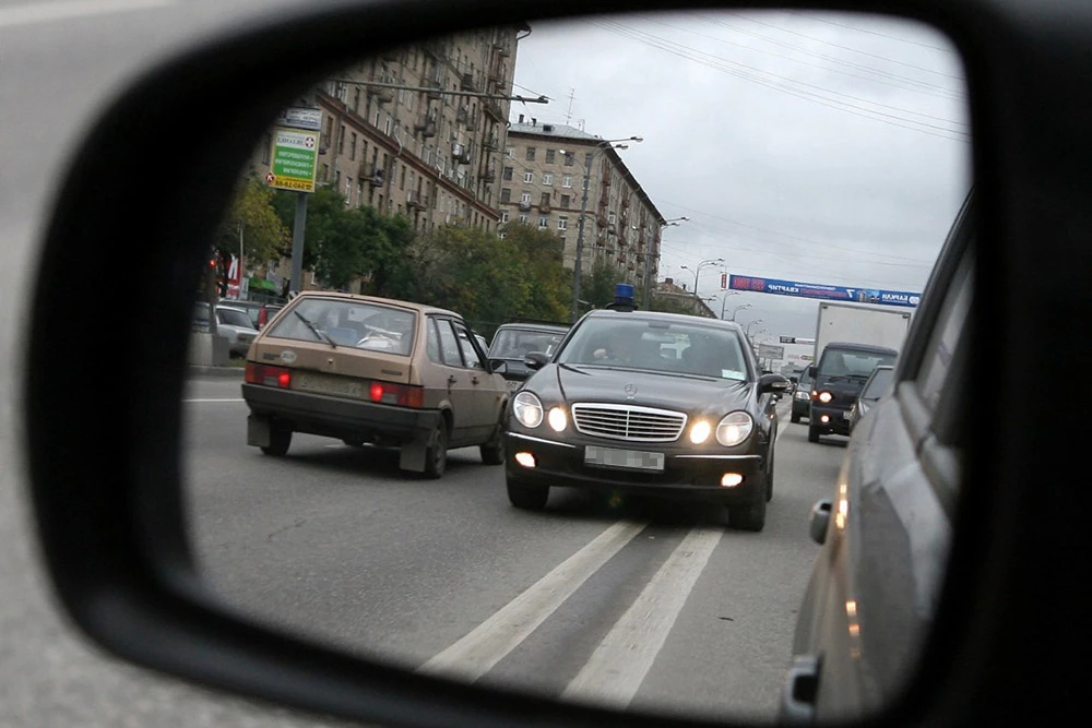 выезд на встречную полосу