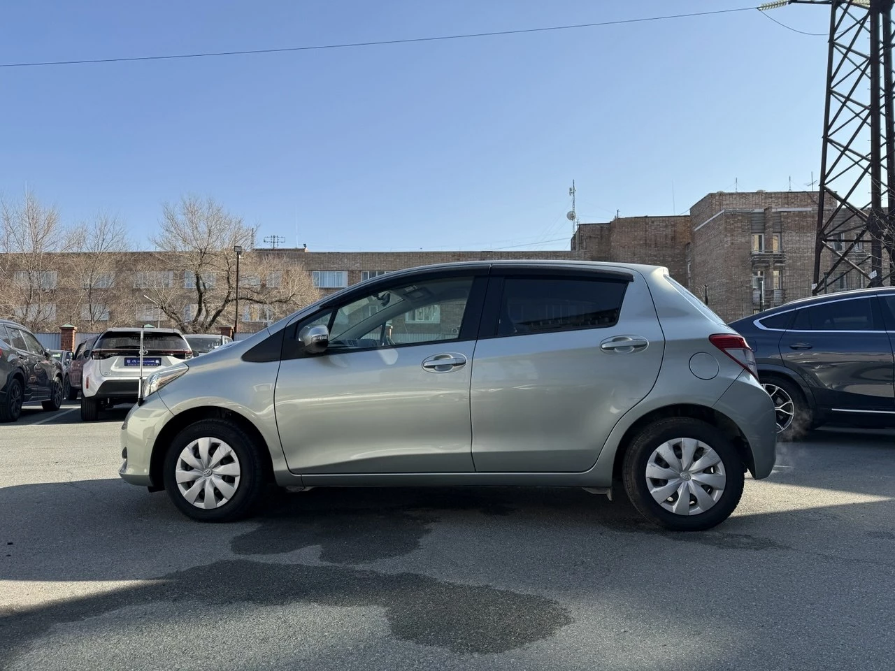 Toyota Vitz KSP130