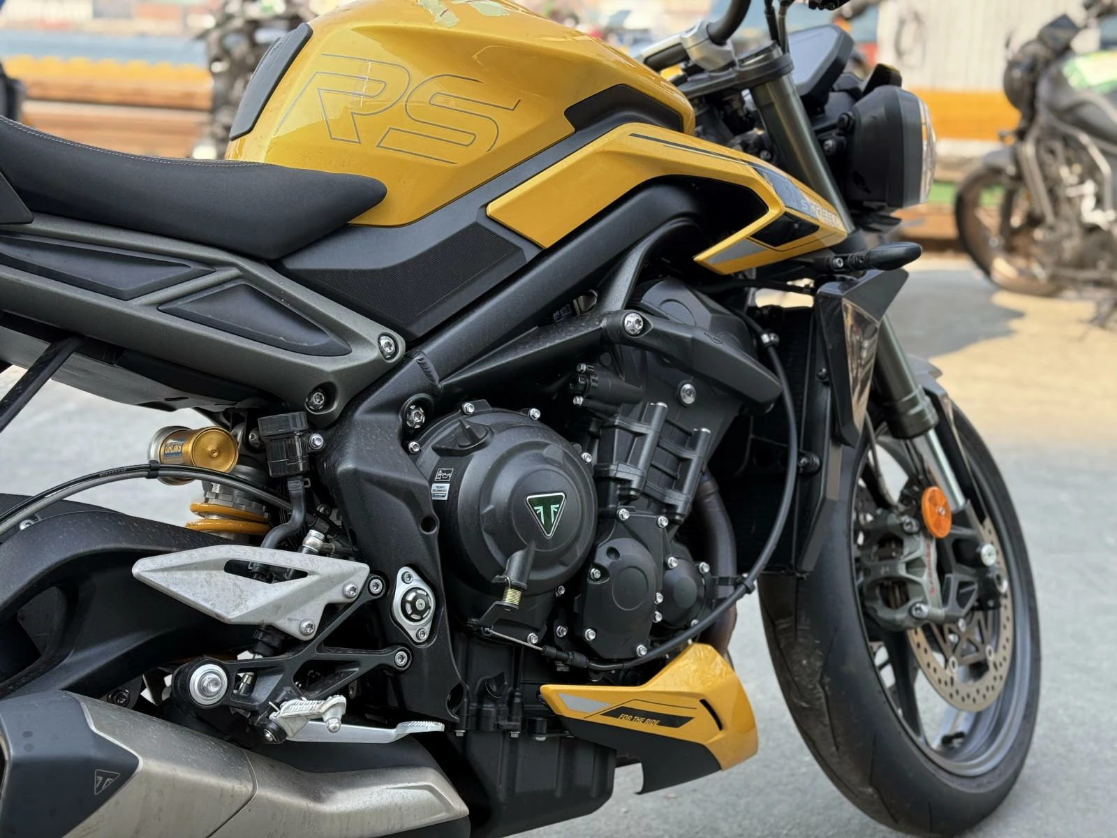 Triumph Street Triple RS  2024 двигатель