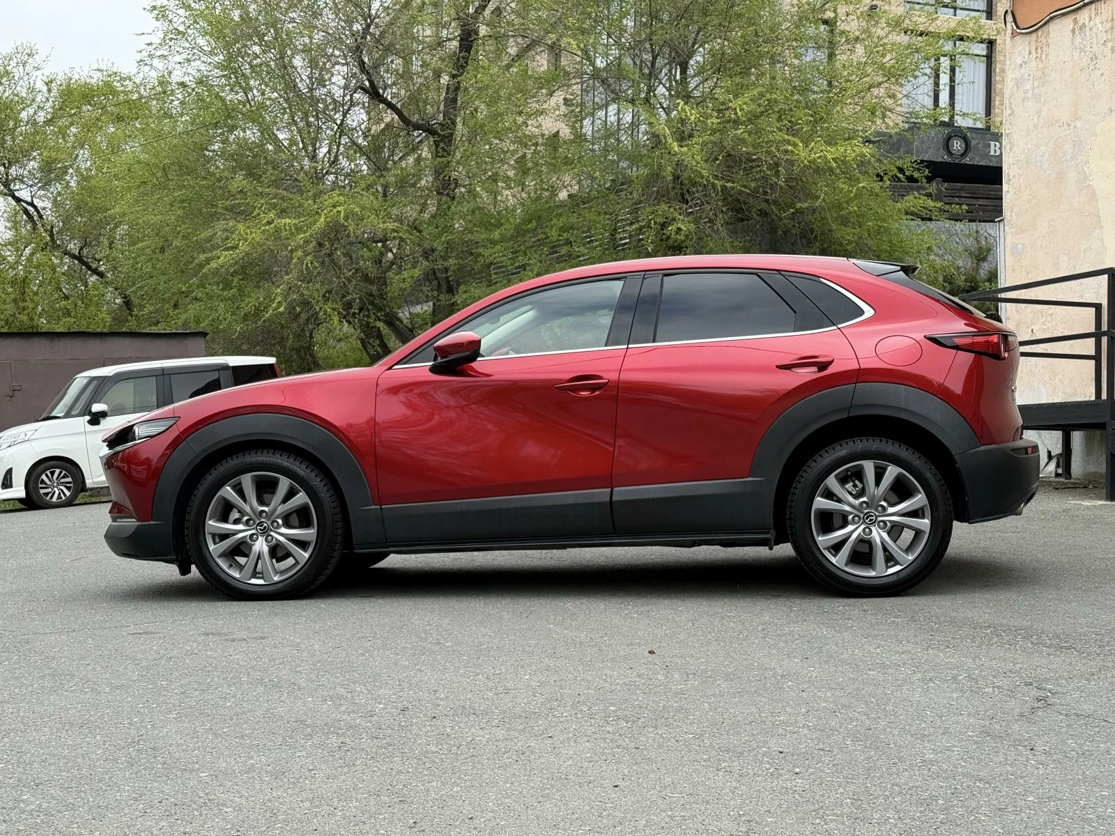 Mazda CX-30 2021 красная