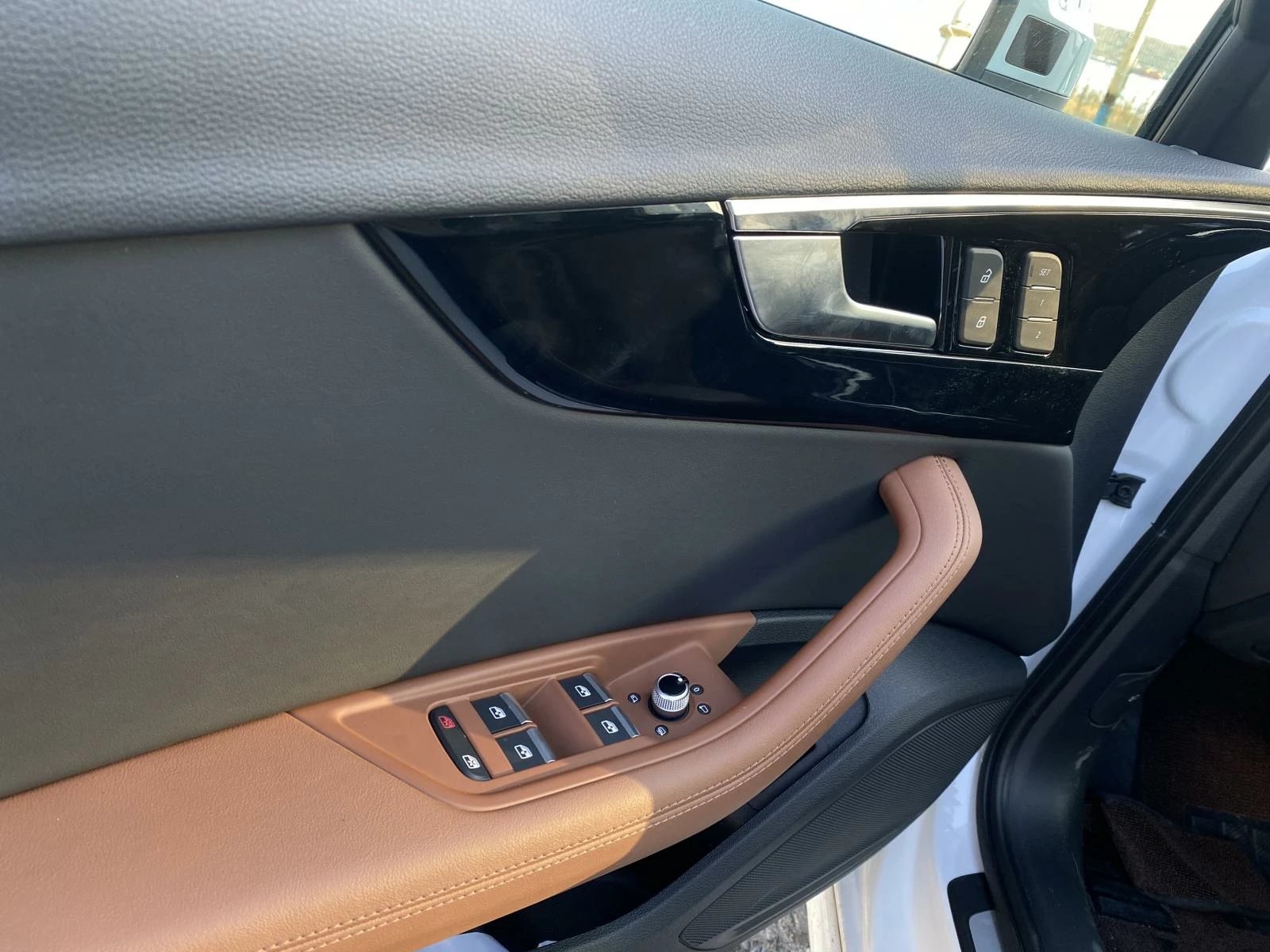 Ауди А4 стеклоподъемник, кнопки, вставки