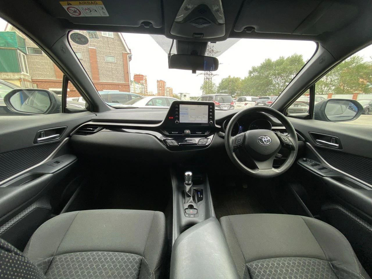 toyota chr 2022 салон внутри