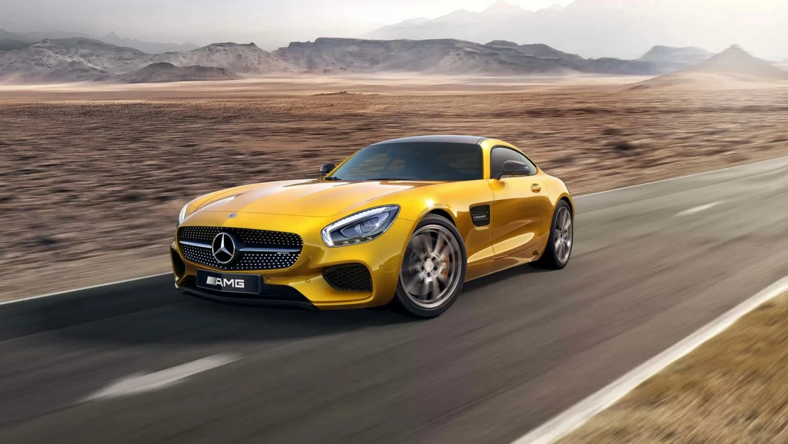 Mercedes-AMG GT Coupe желтый